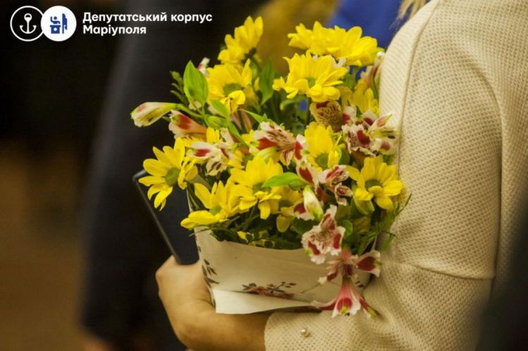 В канун 8 марта мариупольчанки разных профессий поборолись в конкурсе «Феєрія краси» (ФОТО)