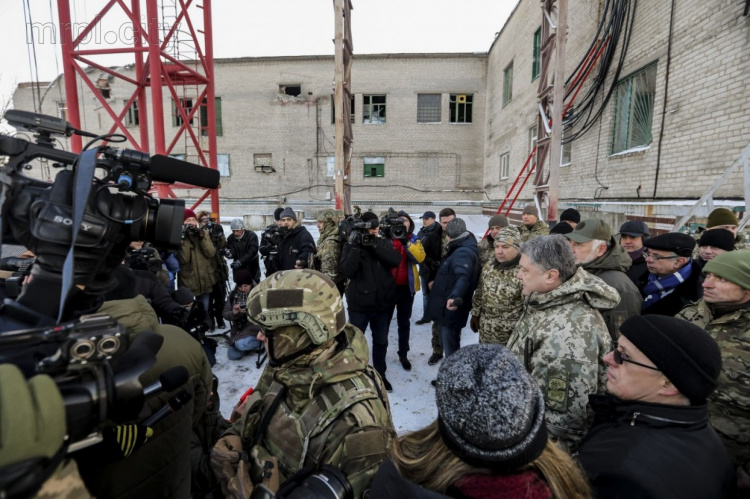 Охрана Петра Порошенко нарушила права журналистов - Донецкий областной союз журналистов