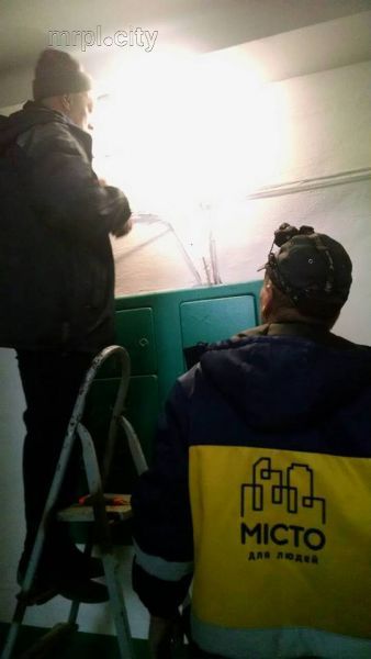 В Мариуполе более тысячи домов получат современное антивандальное освещение (ФОТО)