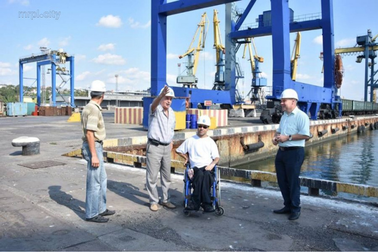 Мариупольский порт исполнил мечты художника с инвалидностью (ФОТО)