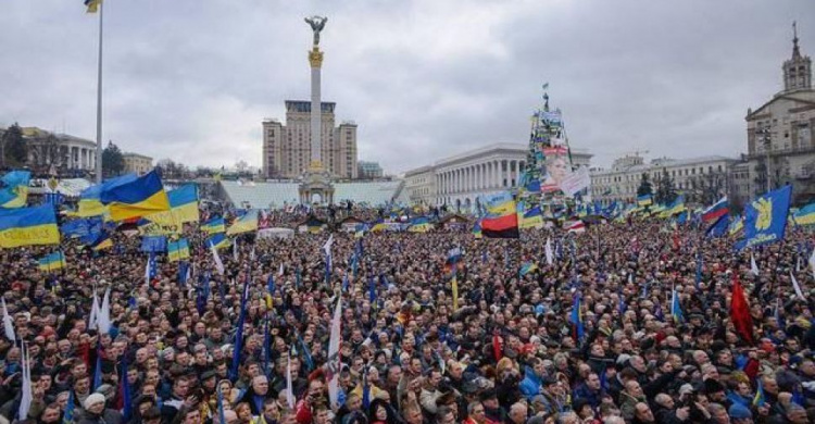Річниця розгону студентів на Майдані: Маріуполець згадує трагічні події (ВІДЕО+ФОТО)