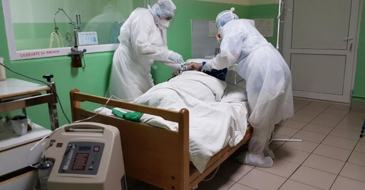 В больницах Донетчины лечатся более 300 пациентов с COVID-19