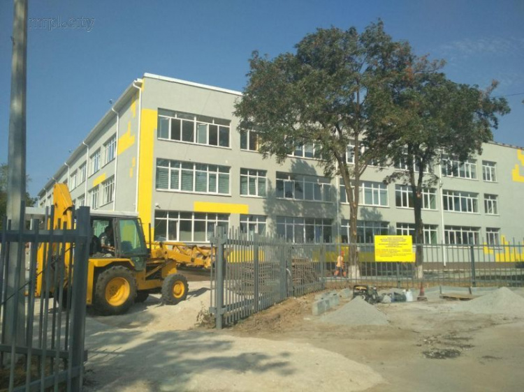 Образование за 23 миллиона: в Мариуполе впервые распахнет свои двери школа полного дня (ФОТО)