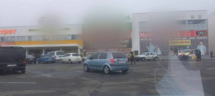 В Мариуполе сообщили о минировании нескольких торговых центров (ДОПОЛНЕНО)
