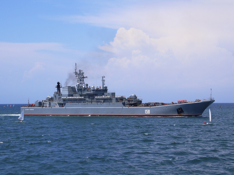 У Чорному морі потопили десантний корабель РФ «Цезар Куніков» – що відомо
