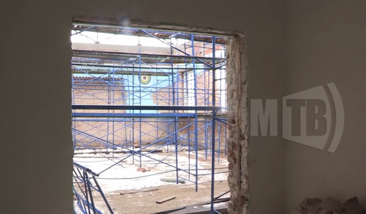 Почему затягивается ремонт школы в Мариупольском районе