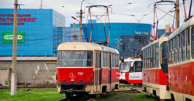 Спрос на проездные билеты в Мариуполе вырос в два раза