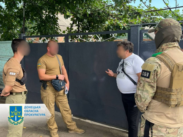 Мешканець Костянтинівки у мережі підтримував воєнні злочини РФ – йому оголошено про підозру