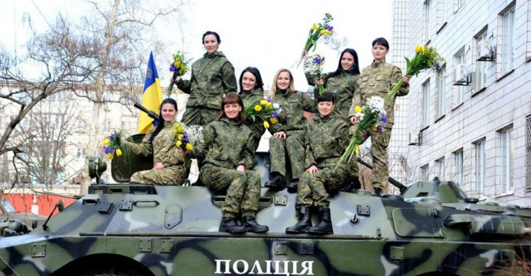 В Мариуполе пройдет первый в Украине фестиваль женщин-полицейских (ВИДЕО)