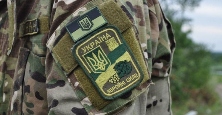 Украинских военных на Донбассе кормят сухпайками-«победителями» (ФОТО)