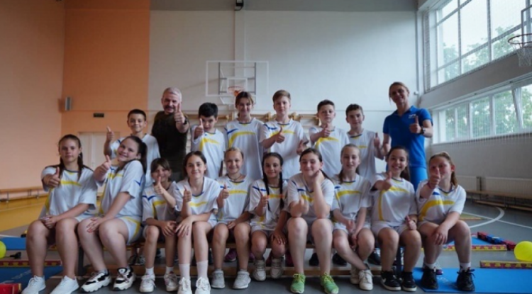 Учительница физкультуры из Мариуполя в пятерке лучших по Украине