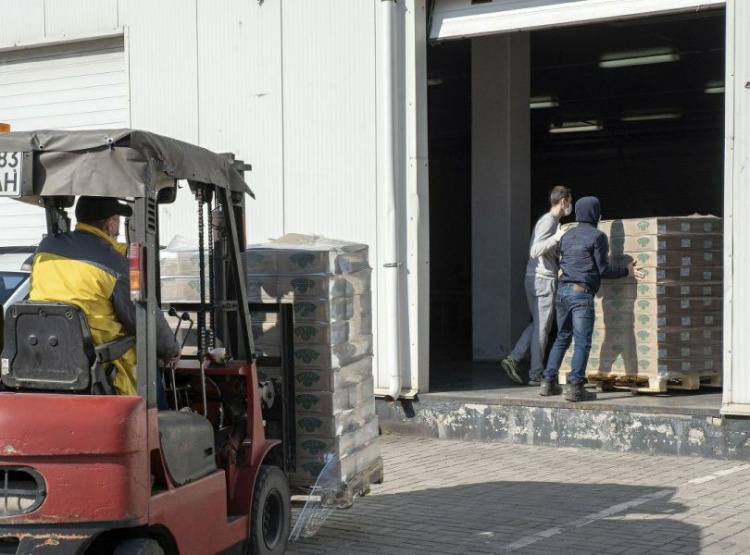 В Мариуполе Группа Метинвест обеспечит одиноких ветеранов производства продуктовыми наборами (ФОТО)