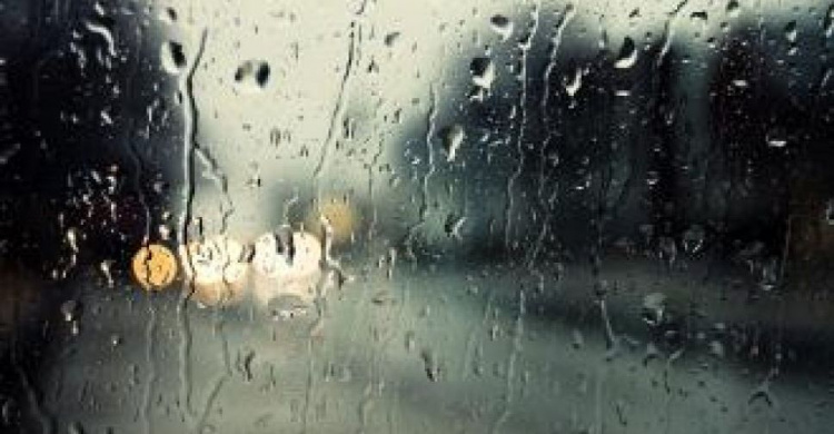 Мариуполь заливает ливень с градом (ФОТО+ВИДЕО)