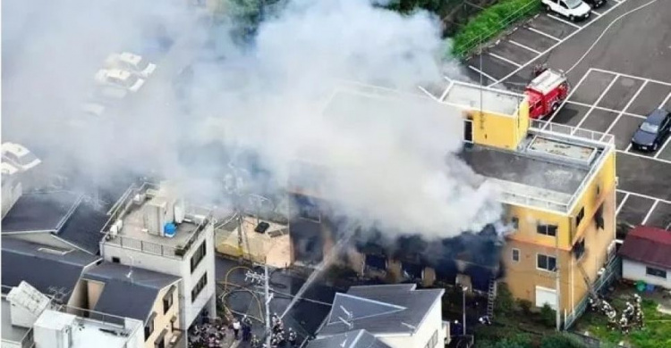Жуткий пожар в крупной аниме-студии Японии – пострадали десятки человек (ФОТО+ВИДЕО)