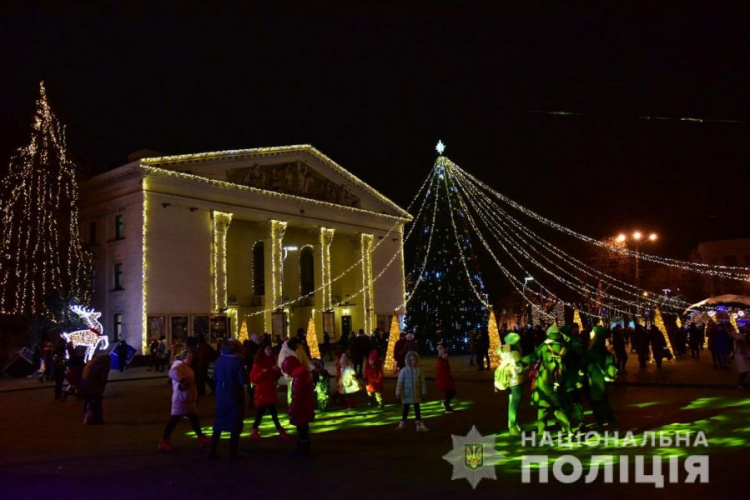 Новый год без происшествий: праздничные гулянья на Донетчине посетили более 10 тысяч человек (ФОТО)