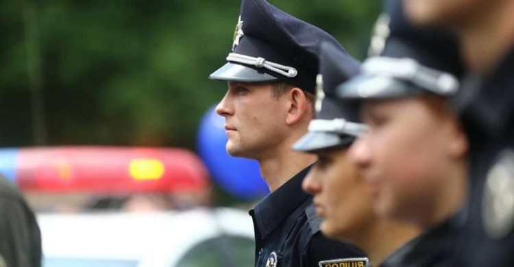 Мариупольские полицейские станут зарабатывать больше