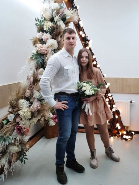 В День святого Валентина в мариупольской «Веже» впервые прошла церемония бракосочетания