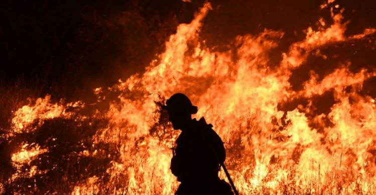 Спасатели назвали главную причину пожаров в домах мариупольцев 