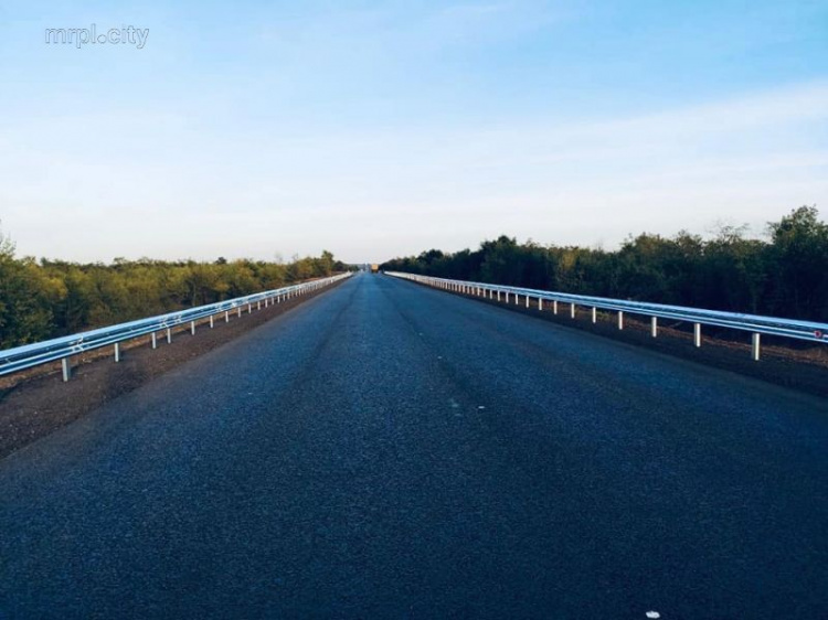 Трасса «Запорожье – Мариуполь» стала рекордной по скорости ремонта дорог в Украине (ФОТО)