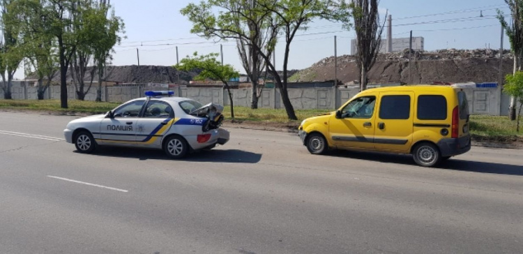 В Мариуполе госпитализировали трёх правоохранителей (ФОТО)