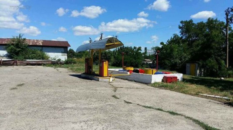 Силовики изъяли в Мариуполе 45 тонн фальсифицированных нефтепродуктов на 1 млн грн.