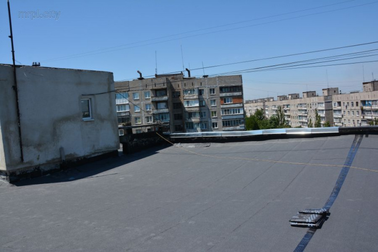 Контроль качества: в Мариуполе оценивают капитальный ремонт домов (ФОТО)
