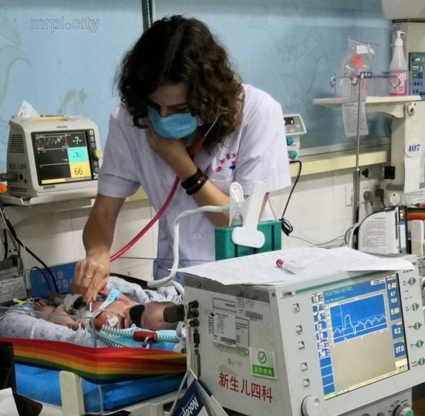В Мариуполе недоношенных младенцев выхаживают как в Китае (ФОТО)