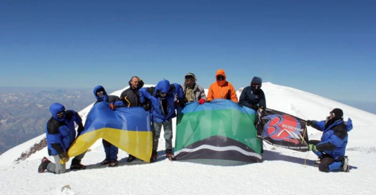 Альпинисты из Донецкой области покорили Эльбрус 