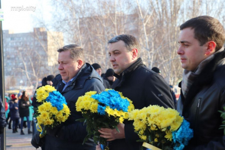 З Днем Соборності України, Маріуполю! (ФОТО)