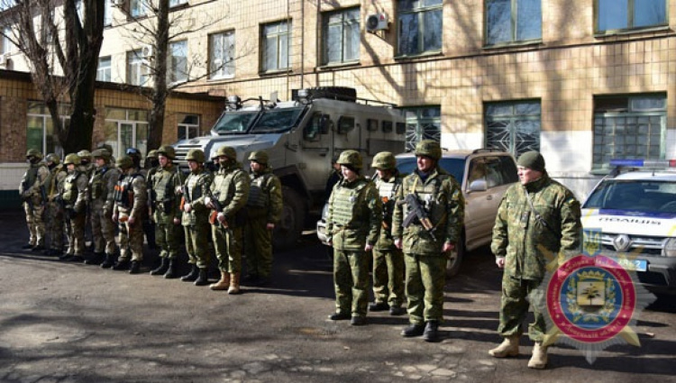 Спецназовцы Донетчины готовы эвакуировать жителей Авдеевки в бронемобиле