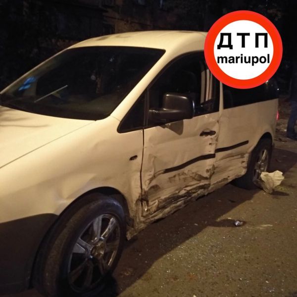 Выехал на «встречку»: водителя после ДТП в Мариуполе доставили в наркологию