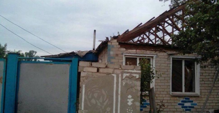 Погиб ребенок во время обстрела поселка на Донбассе (ФОТО)