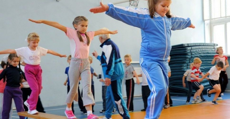 Уроки физкультуры в украинских школах могут сделать ежедневными