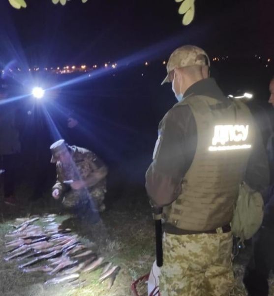 Под Мариуполем рыбак нанес ущерб государству на 46 тысяч гривен