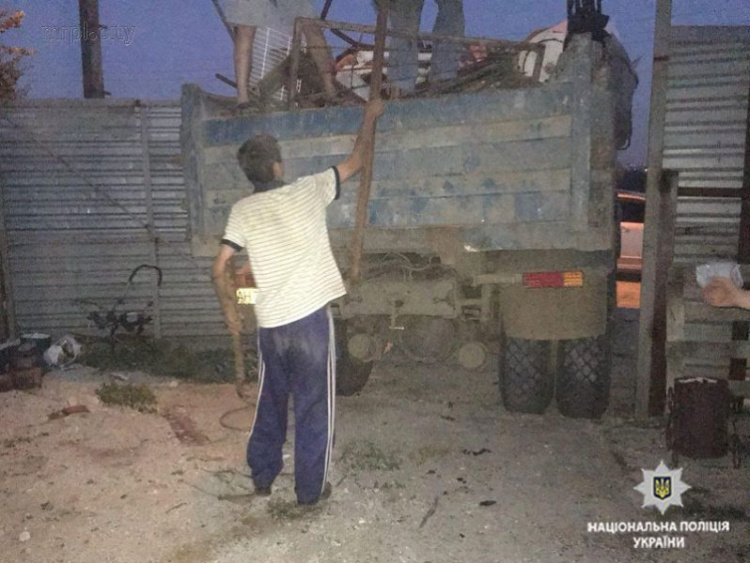 Мариупольцы помогли полиции поломать бизнес охотников за металлом (ФОТО)