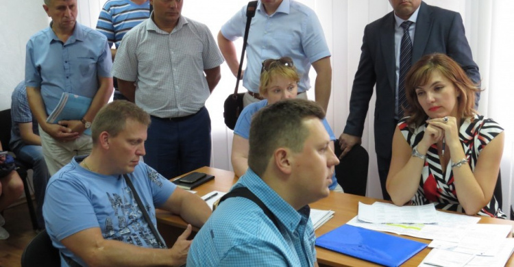 Бойченко: Осенью будет положен конец незаконной торговле в Мариуполе (ФОТО)