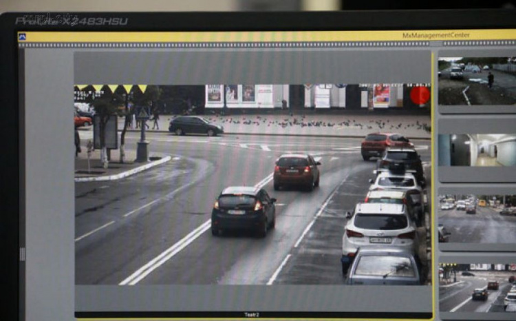 Пьяного угонщика автомобиля в Мариуполе помогли задержать «умные» камеры (ФОТО)