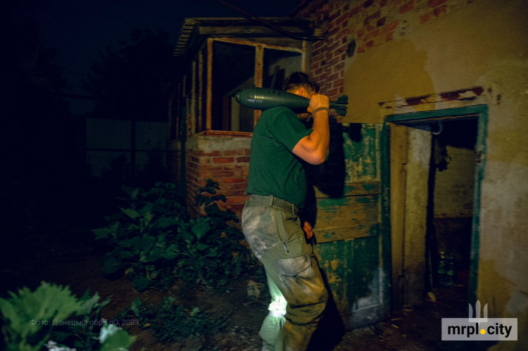 «Подарунки» для ворогів - мінометники Донецької окремої бригади Сил ТрО власноруч вдосконалюють боєприпаси