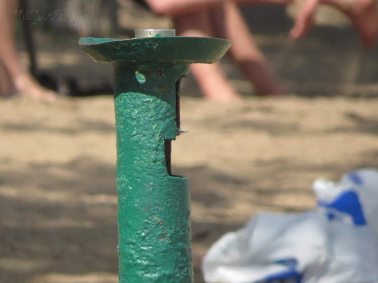 Пляжи Мариуполя остались без воды (ФОТОФАКТ)