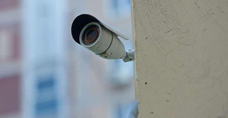 На многоэтажках Мариуполя установили более полусотни «умных камер»