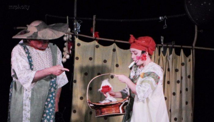 «ГогольFest» для детей: в Мариуполе выступил столичный Театр марионеток (ФОТО)