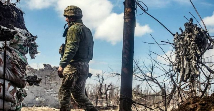 Вблизи Мариуполя украинские позиции обстреляли из гранатометов и пулемета