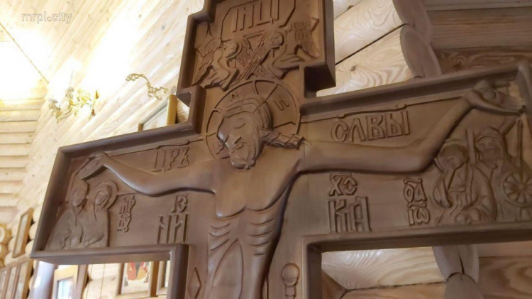 В центре Мариуполя завершается строительство самого высокого храма в Украине (ФОТО)