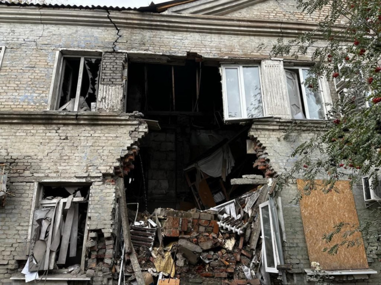 Росіяни накрили щільним вогнем Донеччину: поранені 20 людей, серед загиблих – 11-річний хлопчик
