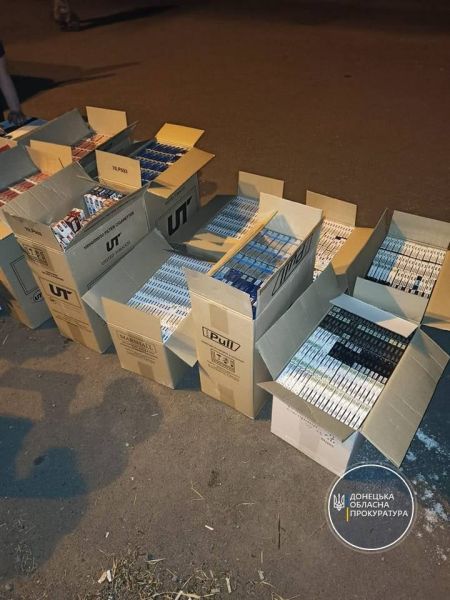 Контрафакт на 350 тысяч гривен: в Мариуполе собирались продавать поддельные сигареты