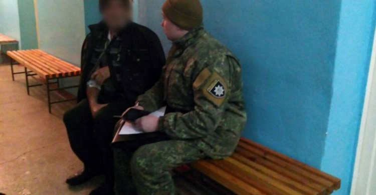 Житель прифронтового поселка в Приазовье получил пулевое ранение (ФОТО)