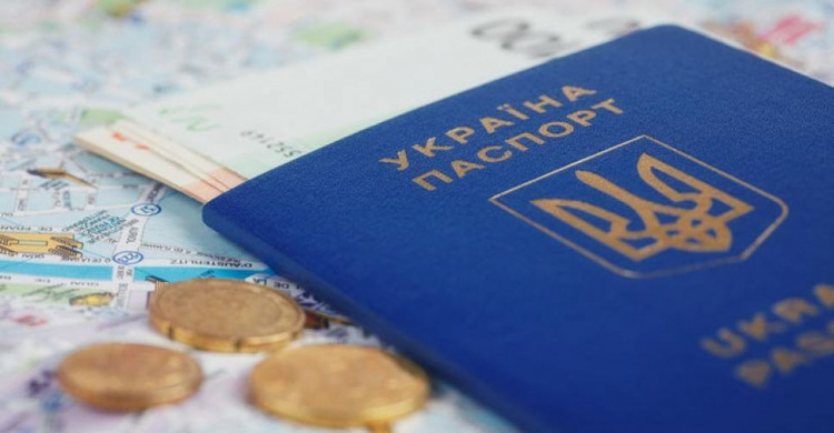 Для чего хотят ввести экономический паспорт украинца, и кому это принесет денежную выгоду?
