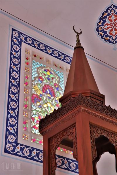 Курбан-байрам: мариупольцам показали красоты мечети Сулеймана и Роксоланы