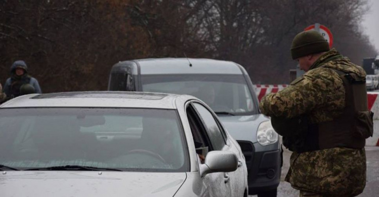 Пограничники сообщили о провокации на КПВВ под Мариуполем (ФОТО)