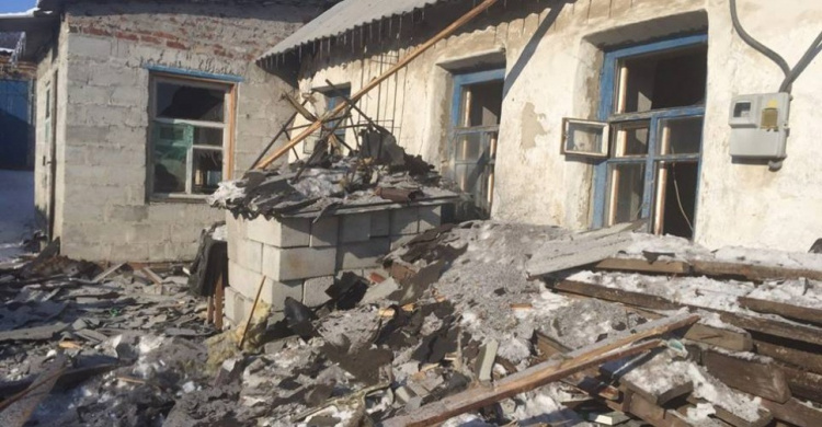 Донетчина. Война. В Авдеевке убита женщина. В сети появились фото новых разрушений города (ФОТО)
